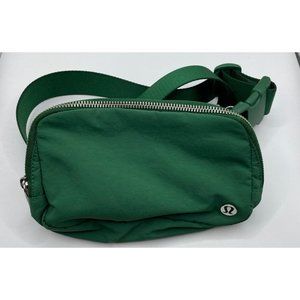 Lululemon Everywhere Belt Bag 1L Original Strap Everglade Green EVRG 75068